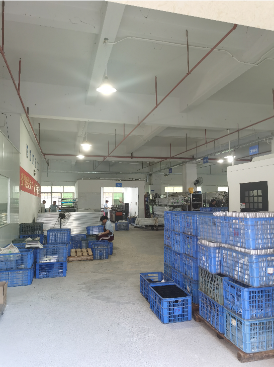客戶訂單接踵而至，忙碌的發(fā)貨現(xiàn)場|鉑源五金